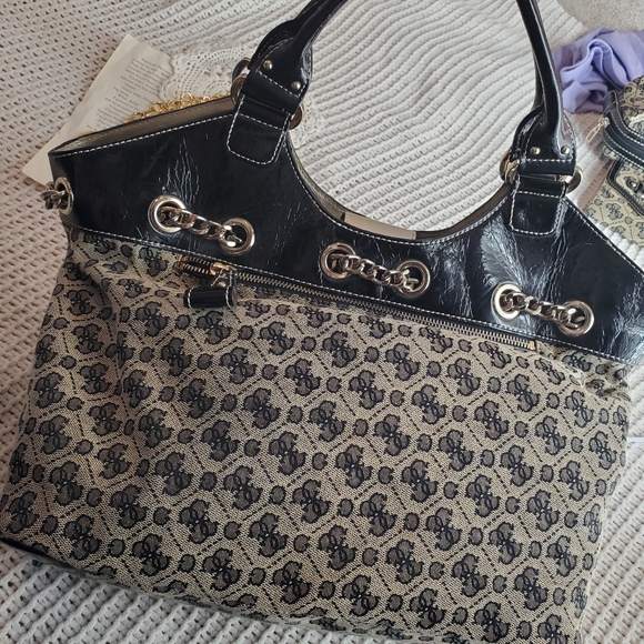 SOLD‼️ - Picture 3 of 9